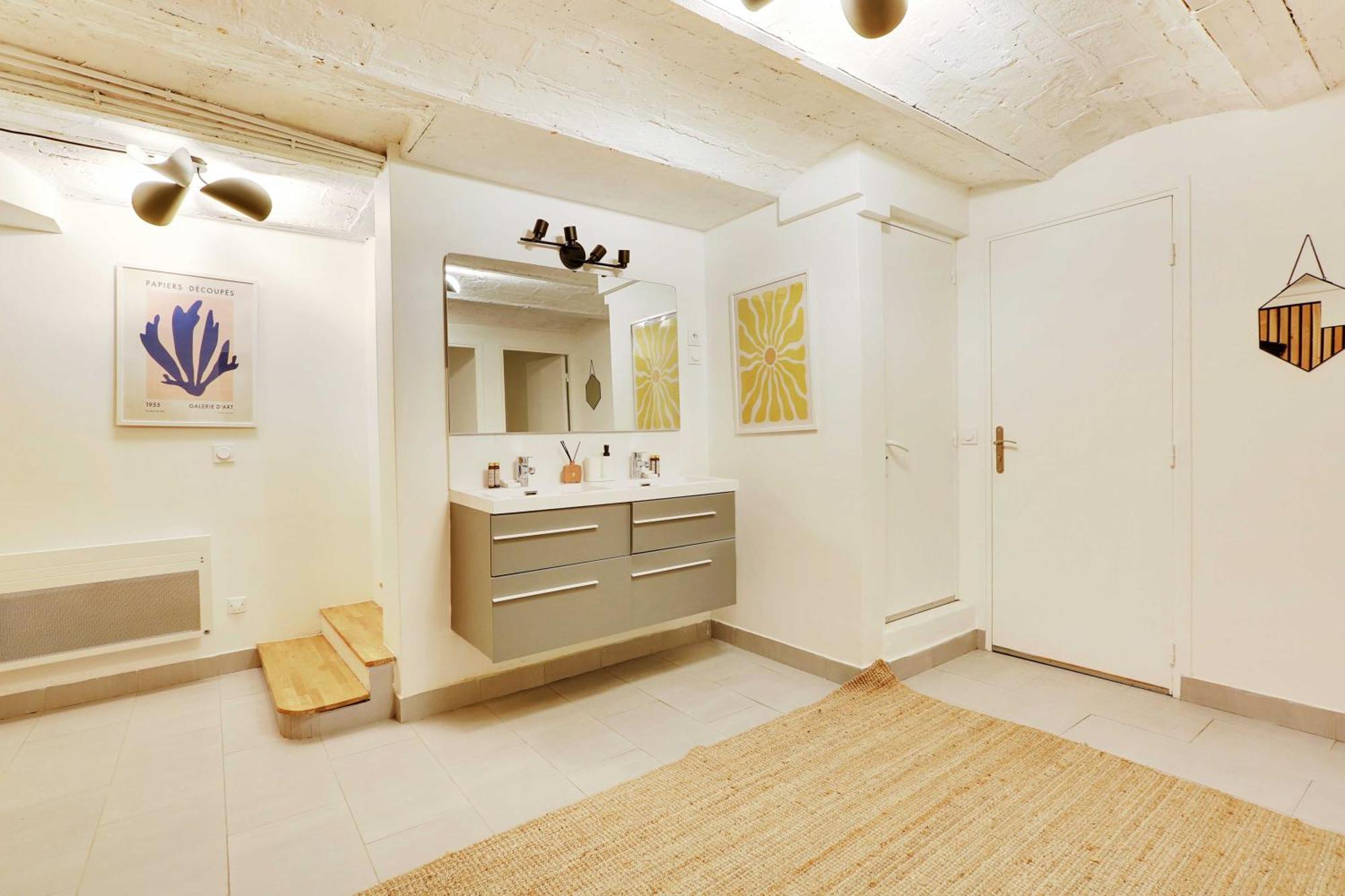 Spacious Apartment - 4Br-10P Montmartre Paris Eksteriør bilde